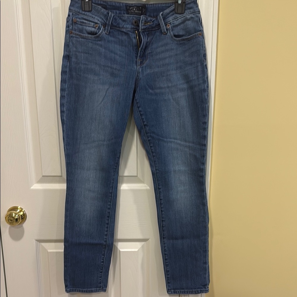 Lucky Brand Blue Cropped Ankle Jeans